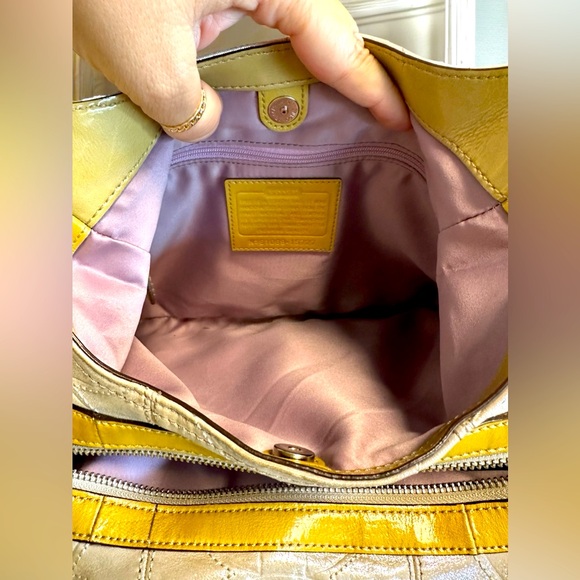 Coach Signature C Maggie Hobo Metallic Bag - Picture 2 of 9